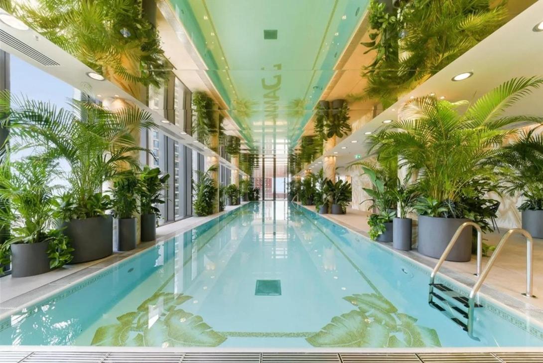 Appartement 2 Bed Versace In Damac Tower *